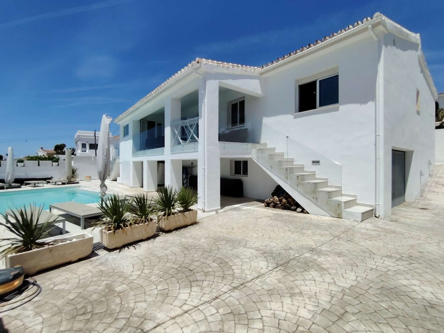 Chalet con 5 dormitorios y piscina privada en Fuente del Badén, Nerja