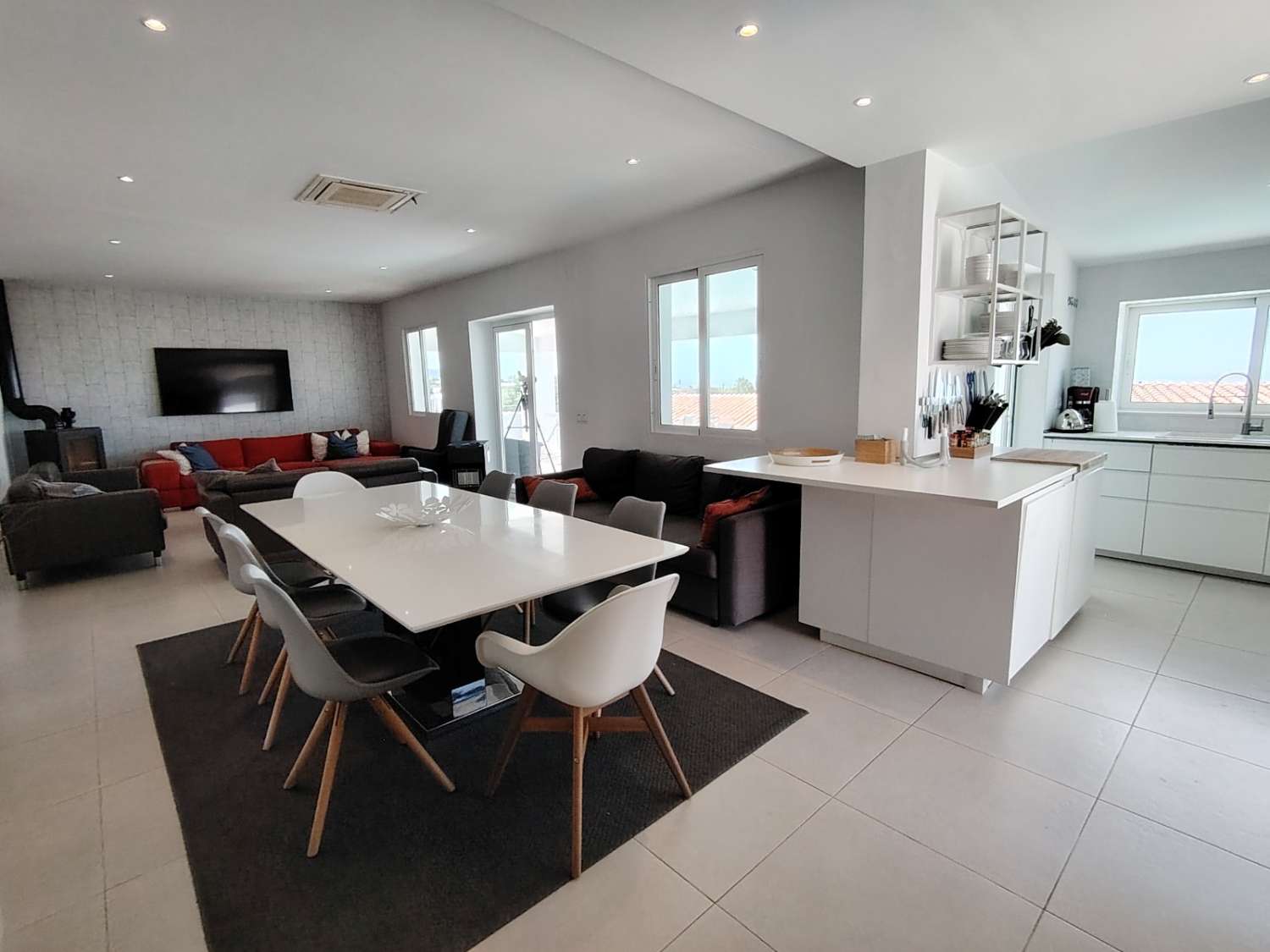 Chalet con 5 dormitorios y piscina privada en Fuente del Badén, Nerja