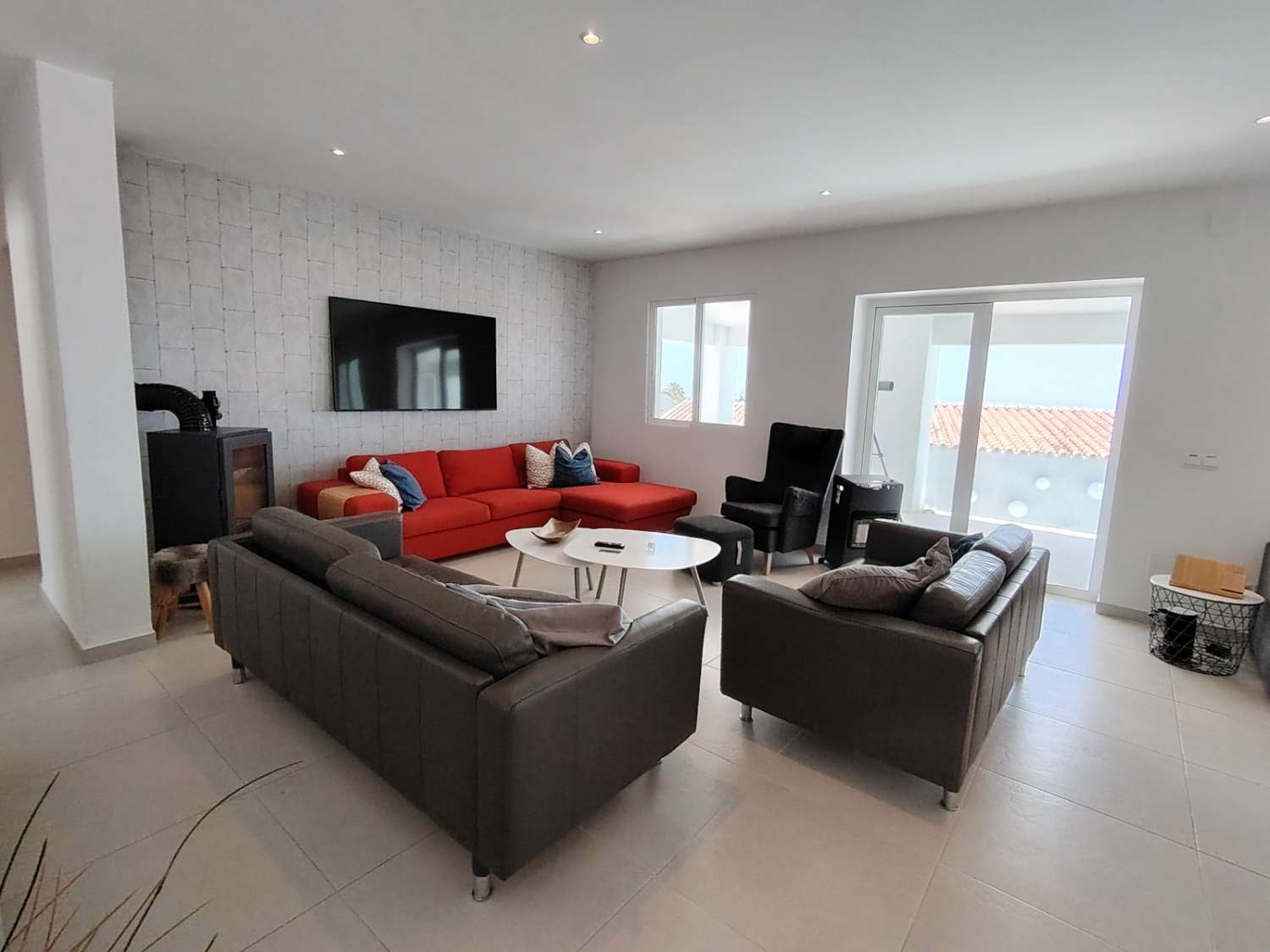 Chalet con 5 dormitorios y piscina privada en Fuente del Badén, Nerja