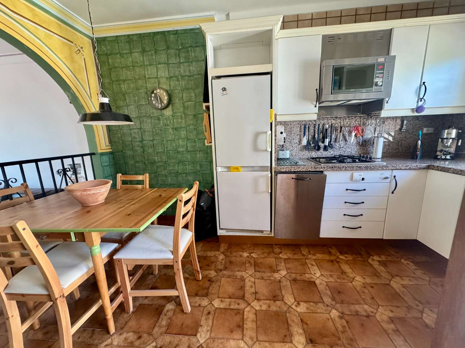 Adosado en venta con dos dormitorios en Urb Lotta Mia, Nerja