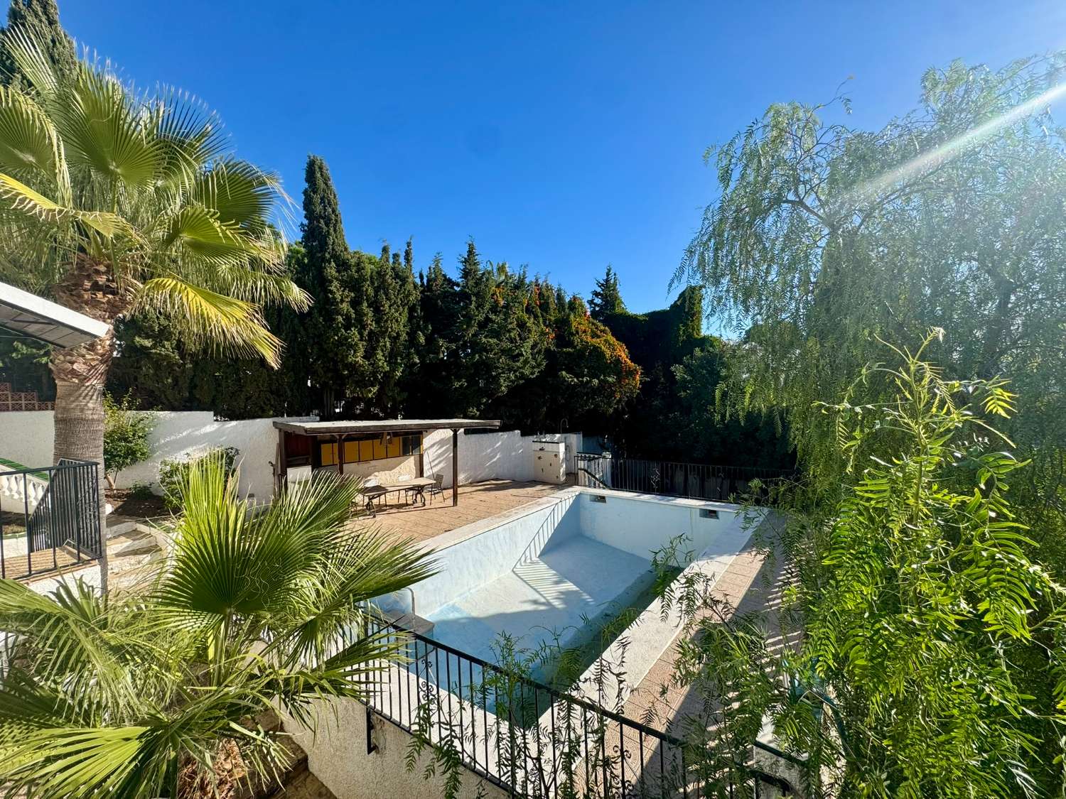 Adosado en venta con dos dormitorios en Urb Lotta Mia, Nerja