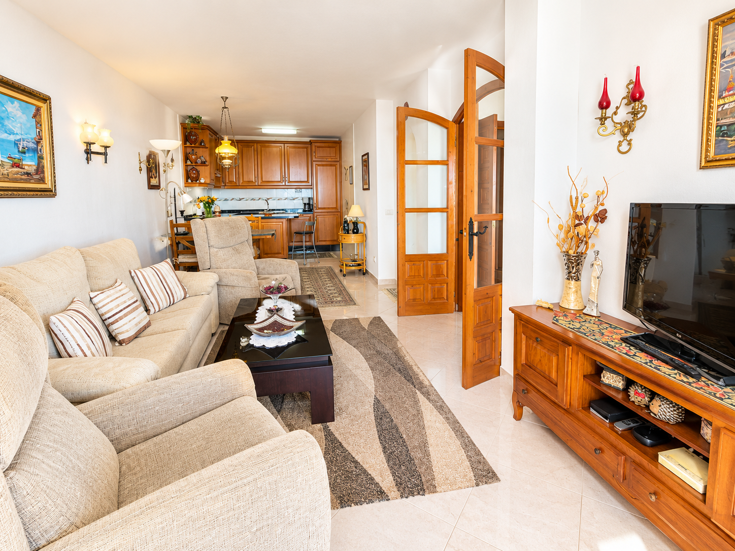 Encantador apartamento de 2 dormitorios con amplias terrazas y espectaculares vistas al mar en San Juan de Capistrano, Nerja