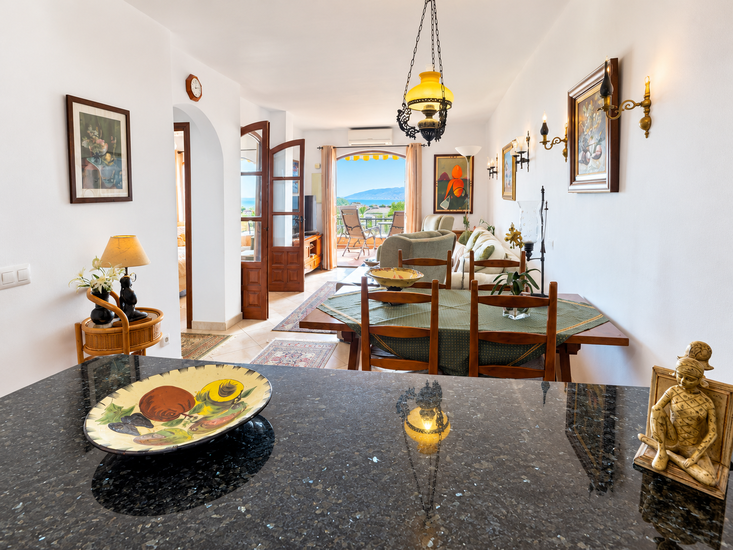 Encantador apartamento de 2 dormitorios con amplias terrazas y espectaculares vistas al mar en San Juan de Capistrano, Nerja