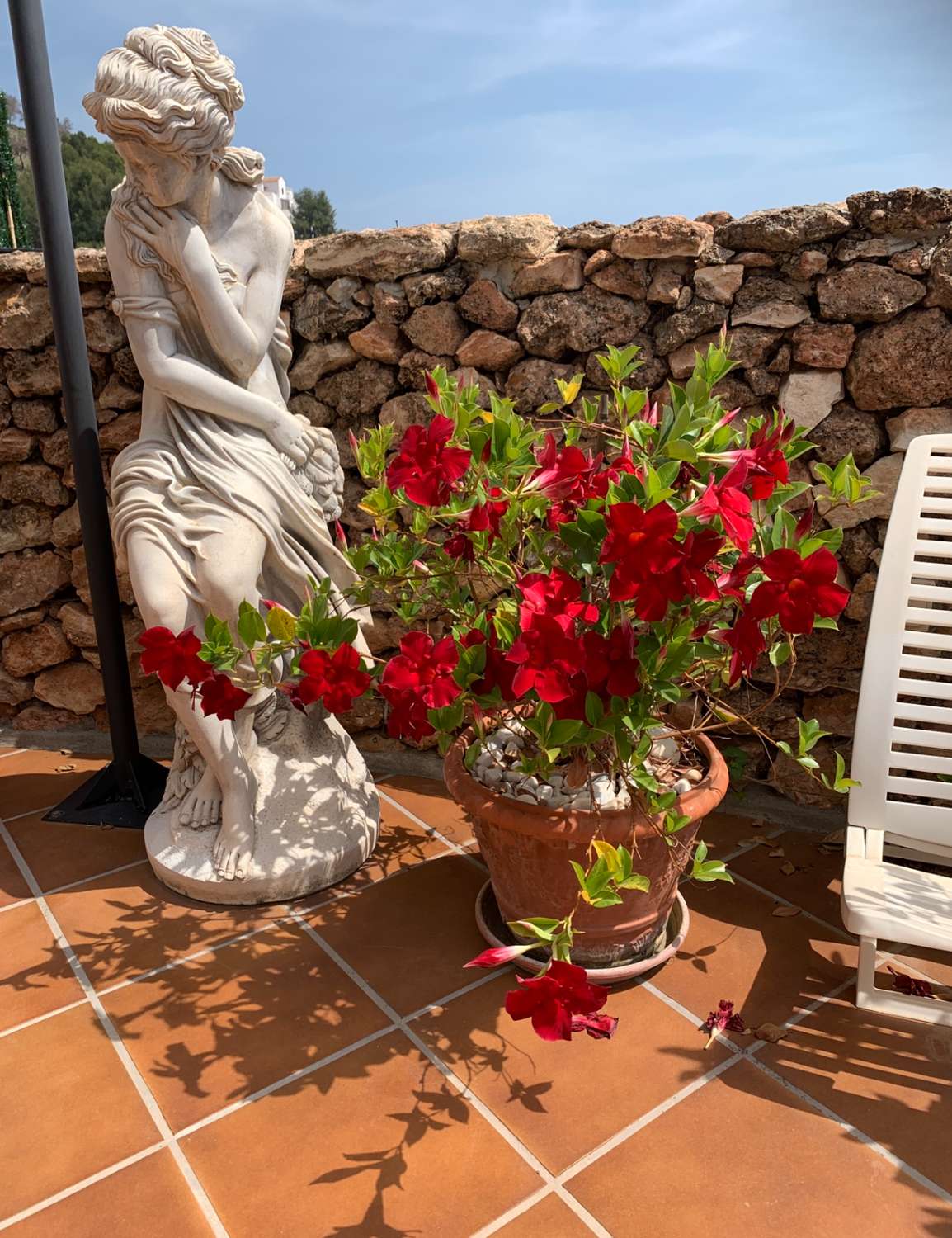 Encantador apartamento de 2 dormitorios con amplias terrazas y espectaculares vistas al mar en San Juan de Capistrano, Nerja
