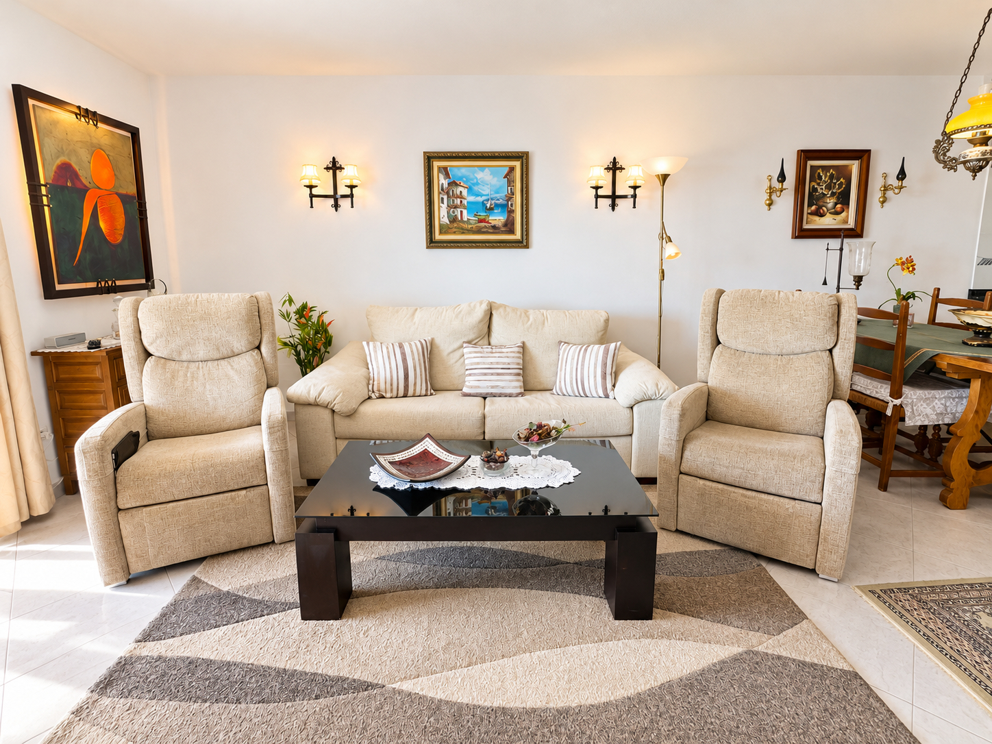 Encantador apartamento de 2 dormitorios con amplias terrazas y espectaculares vistas al mar en San Juan de Capistrano, Nerja