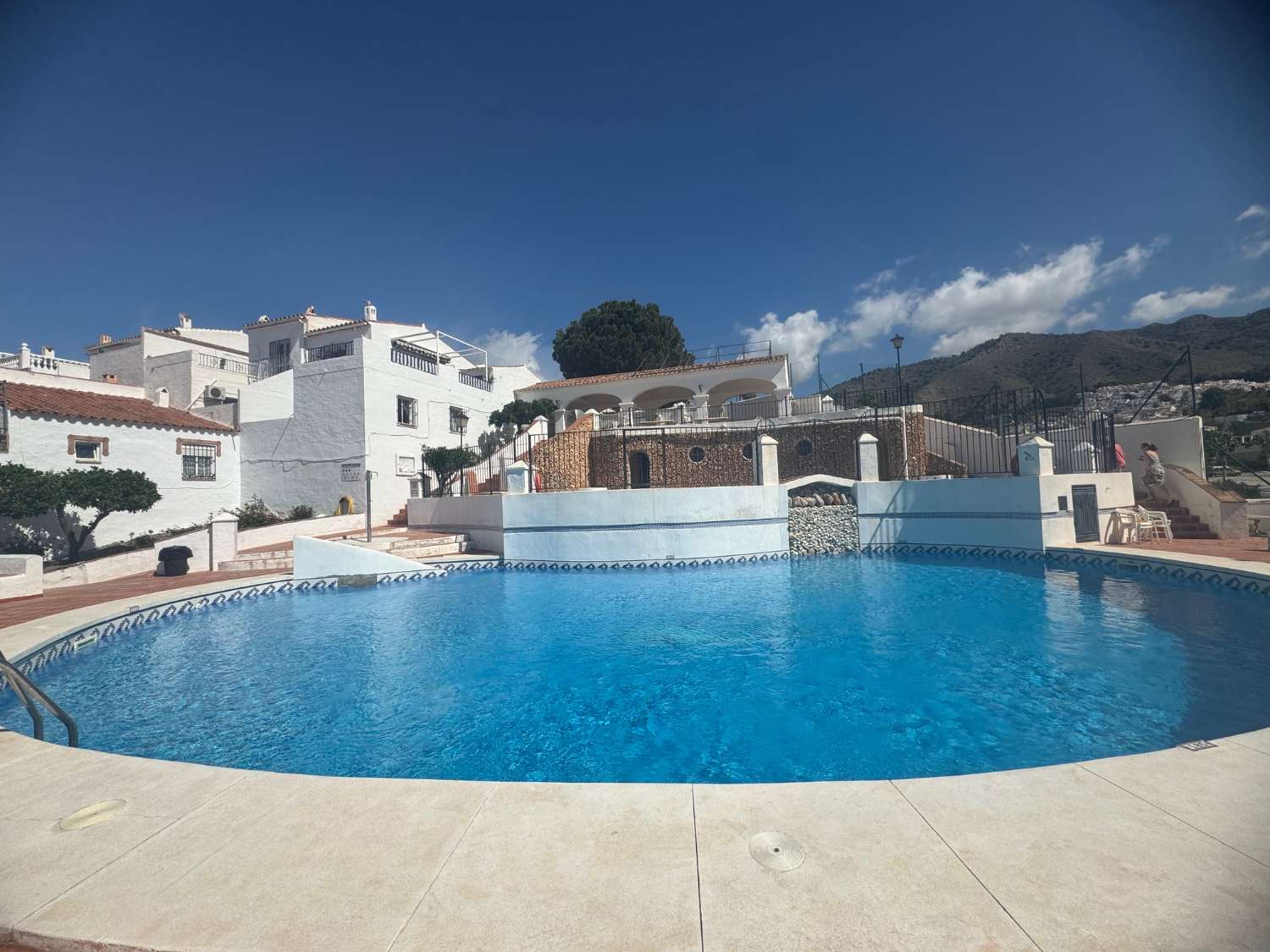 Herenhuis met 3 slaapkamers te koop in Urb Almijara II Norte, Nerja