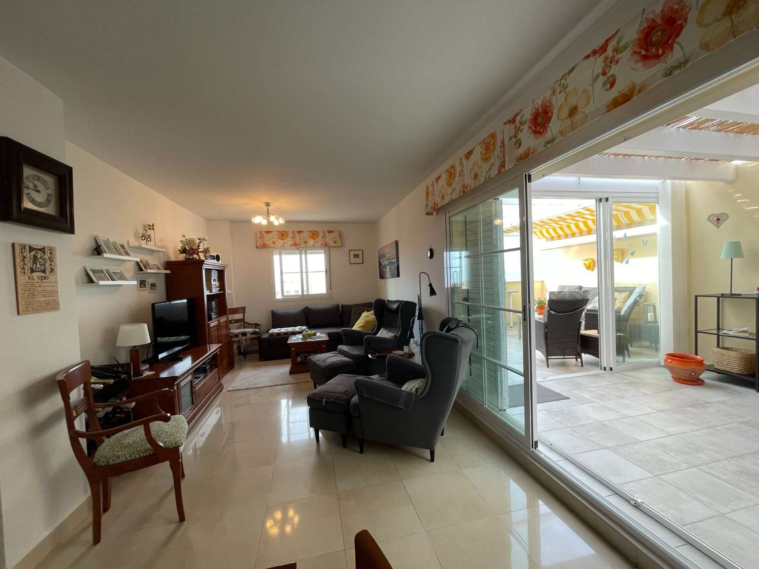 Two-bedroom penthouse for sale in the Torrecilla area, Nerja