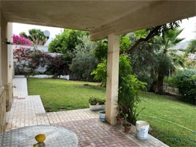 Villa en venta en Nerja