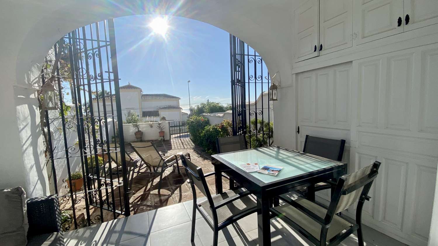 Radhus med 2 sovrum till salu i Urb Los Naranjos, Nerja