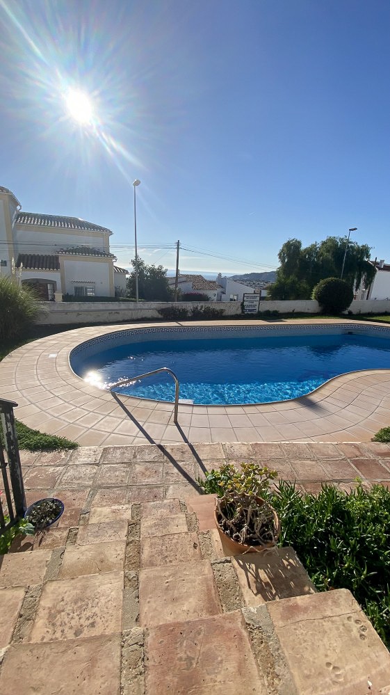 Radhus med 2 sovrum till salu i Urb Los Naranjos, Nerja