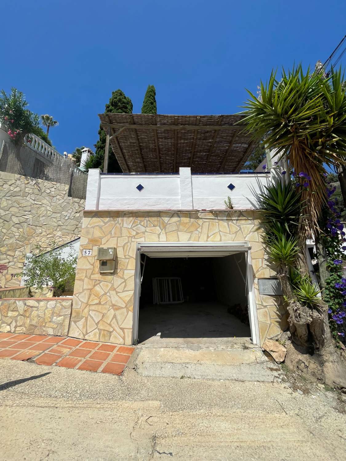 Villa mit spektakulärer Aussicht, privatem Pool und 3 Schlafzimmern in Punta Lara, Nerja