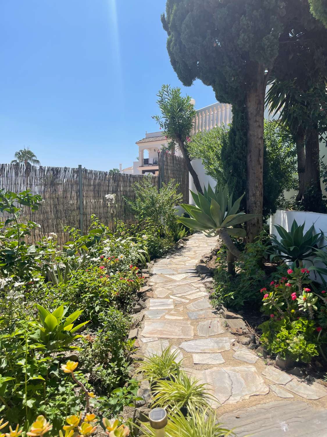 Villa mit spektakulärer Aussicht, privatem Pool und 3 Schlafzimmern in Punta Lara, Nerja