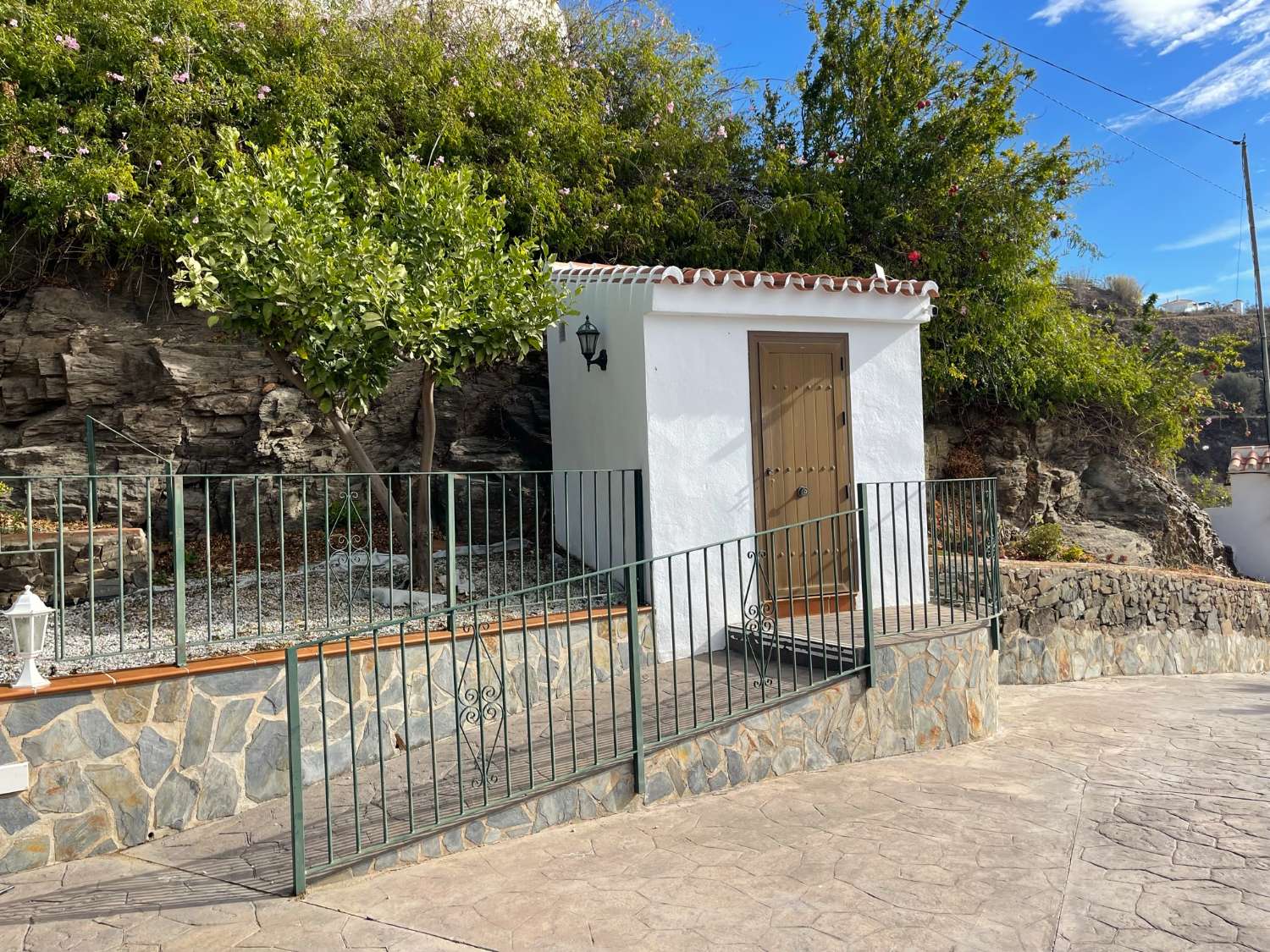 Villa te koop in Torrox