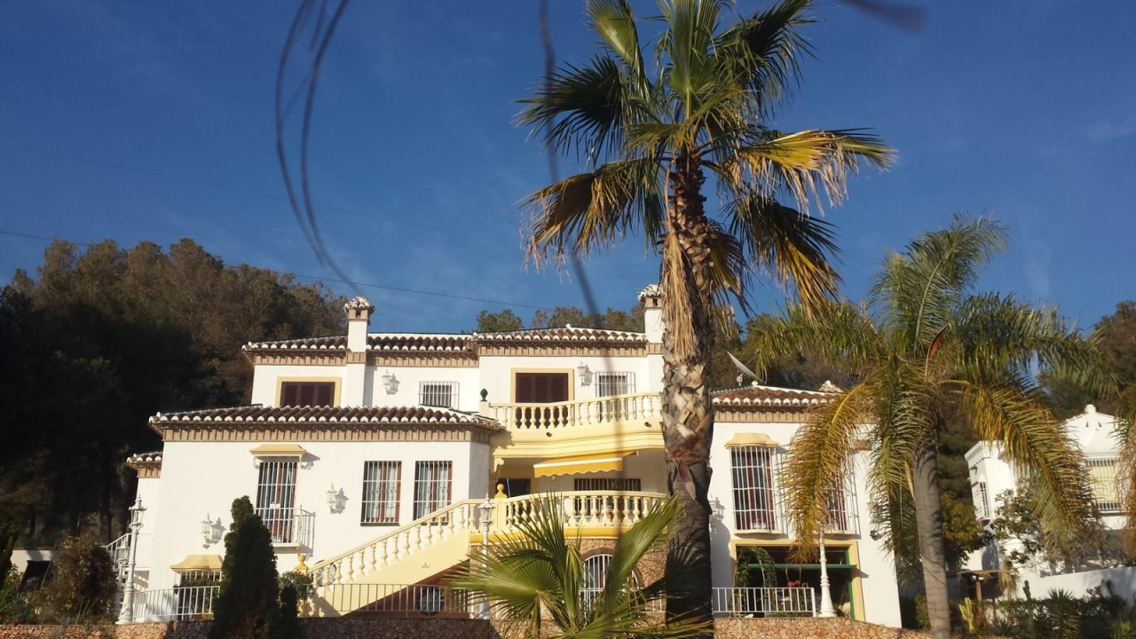 Villa en venta en Maro (Nerja)