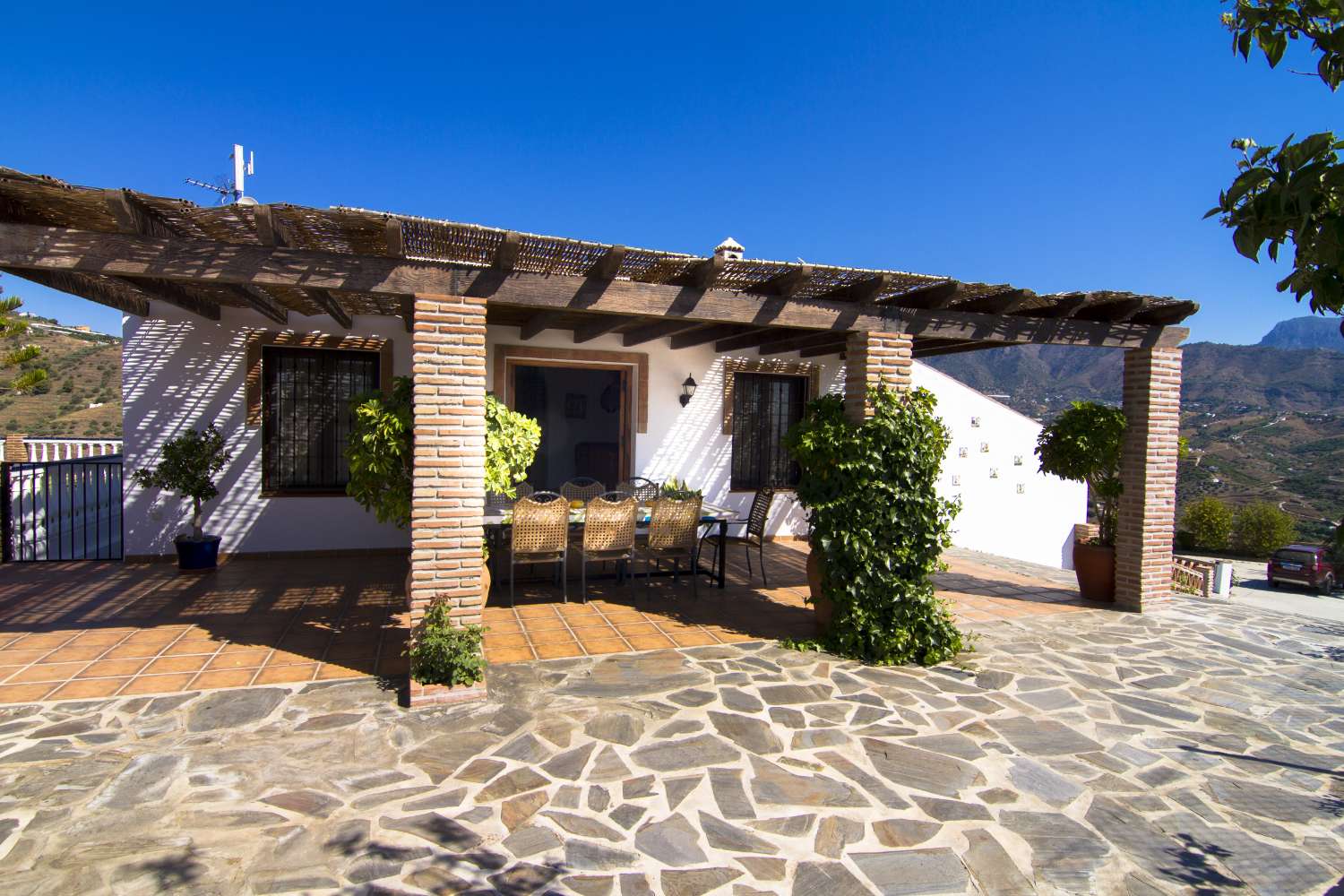 Villa for sale in Torrox