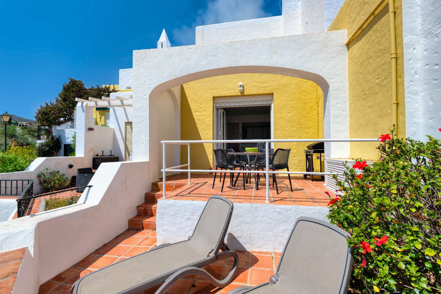Terraced house for sale in Urb Casablanca, Nerja