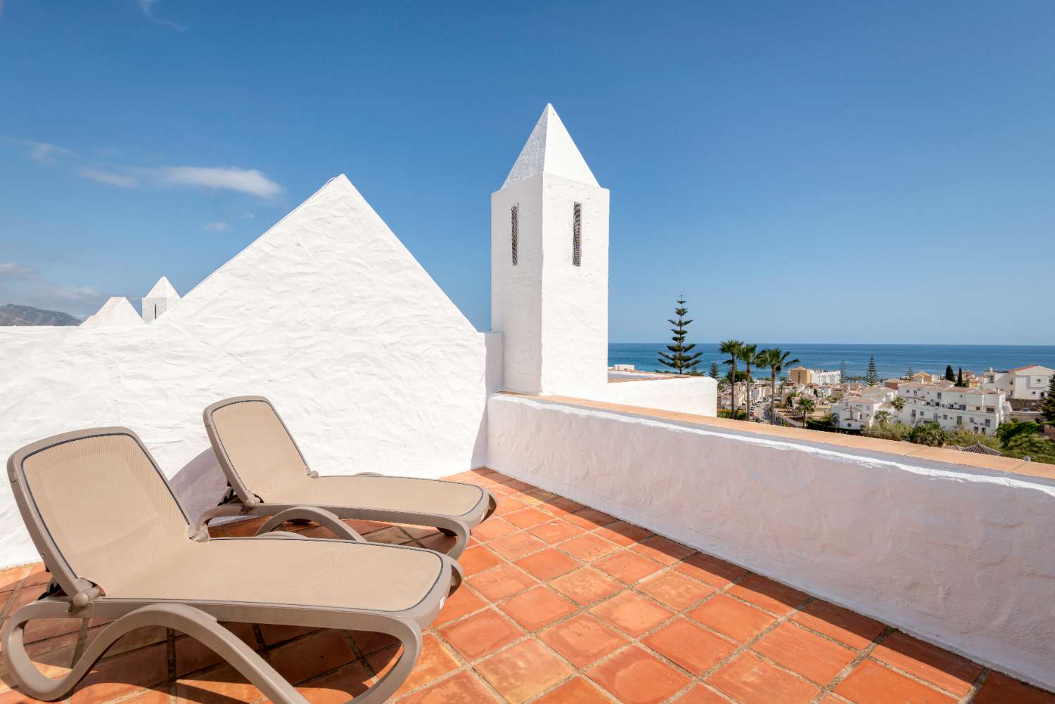 Terraced house for sale in Urb Casablanca, Nerja