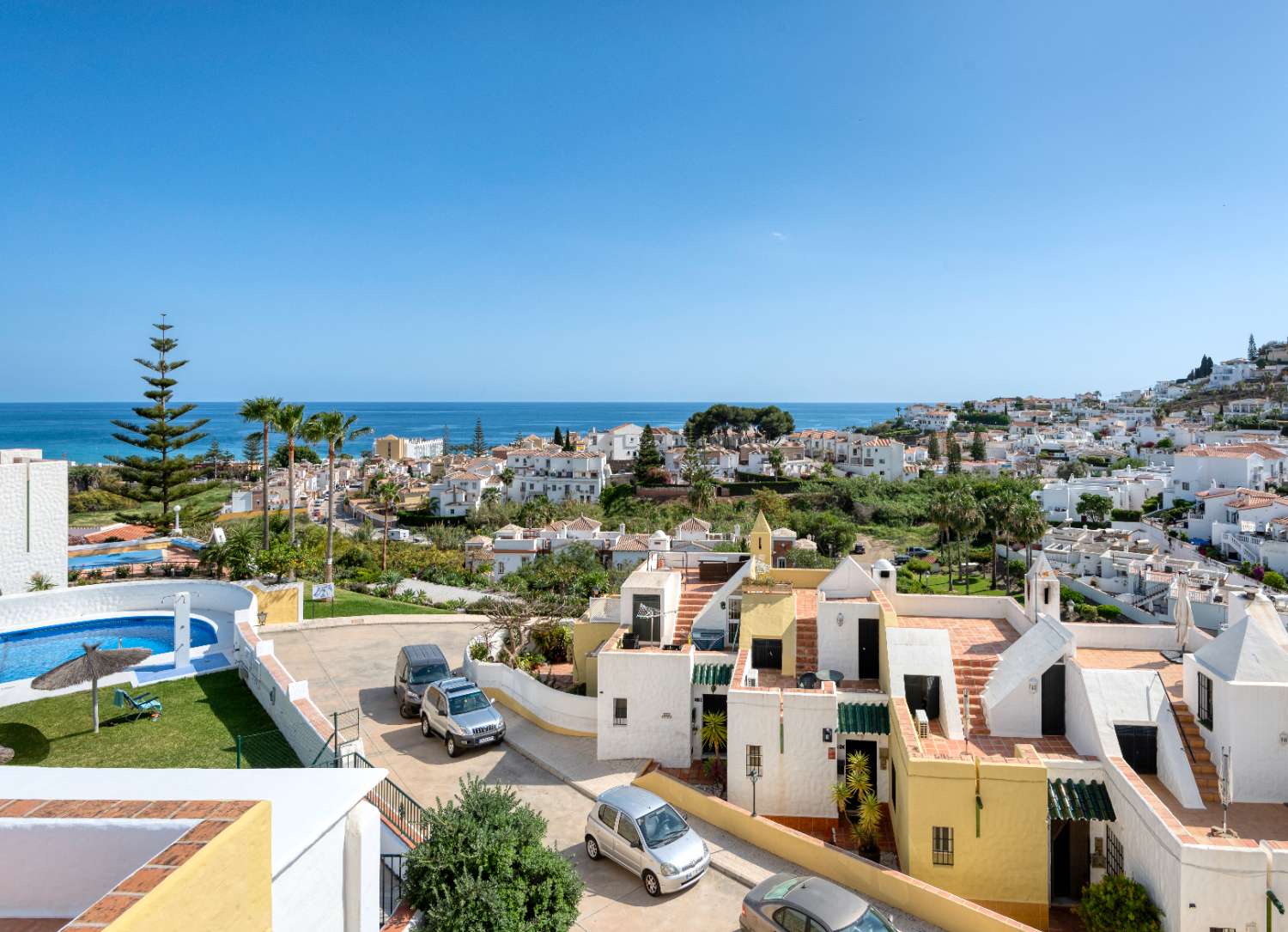 Terraced house for sale in Urb Casablanca, Nerja