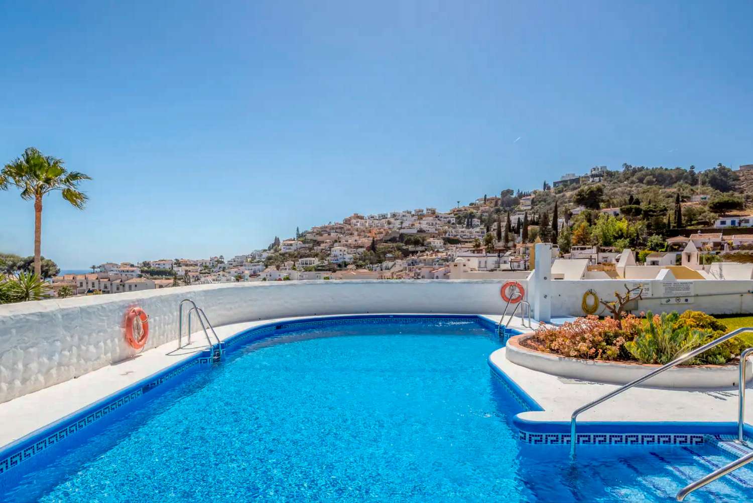 Terraced house for sale in Urb Casablanca, Nerja
