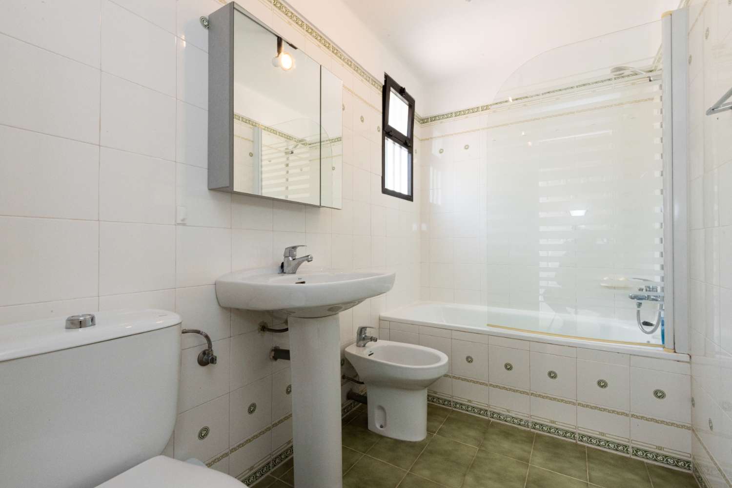 Terraced house for sale in Urb Casablanca, Nerja