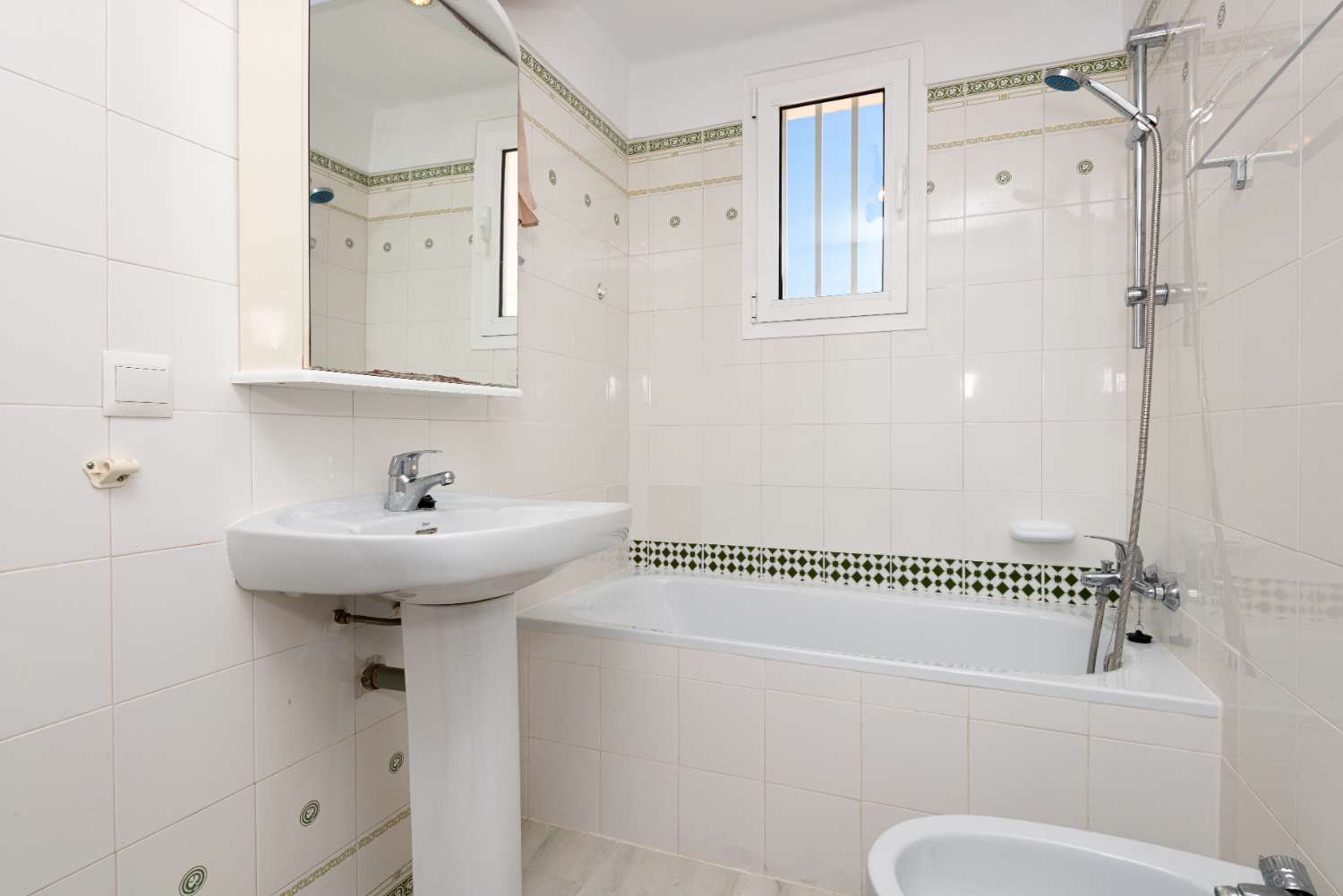 Terraced house for sale in Urb Casablanca, Nerja