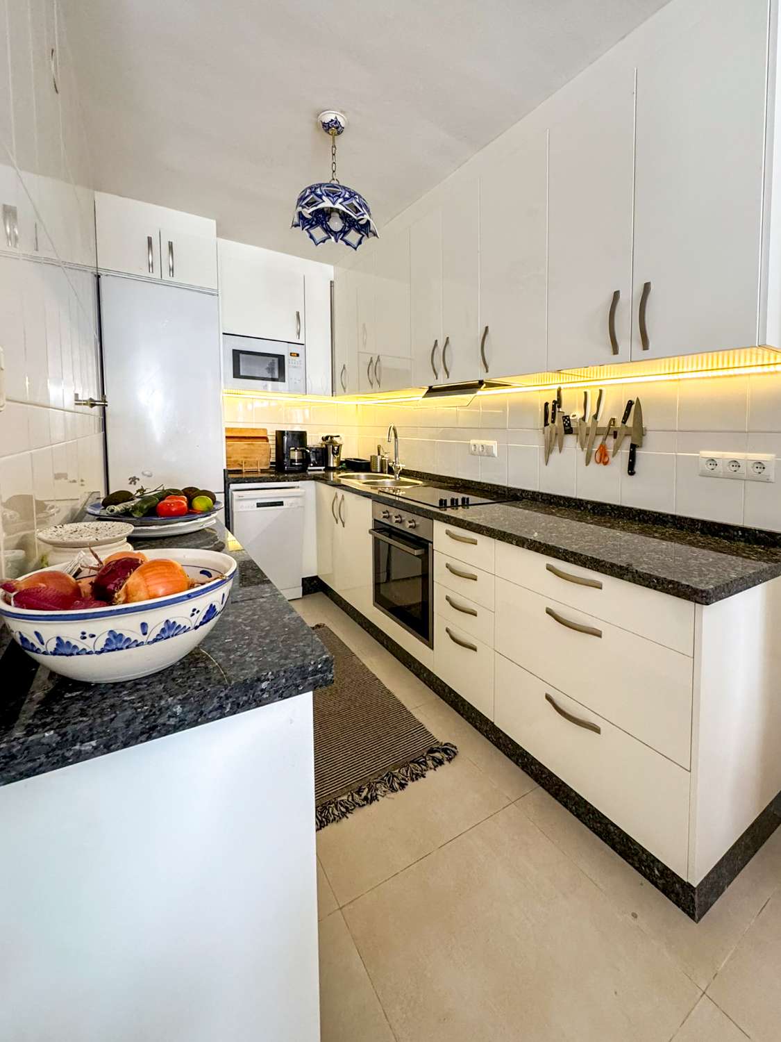 Hus till salu i Urb Capistrano Pueblo, Nerja