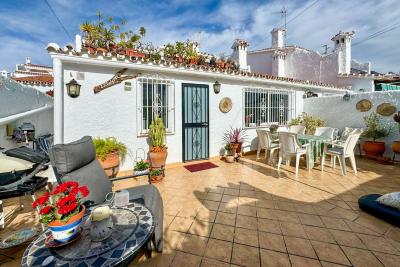 Casa en venta en Urb Capistrano Pueblo, Nerja
