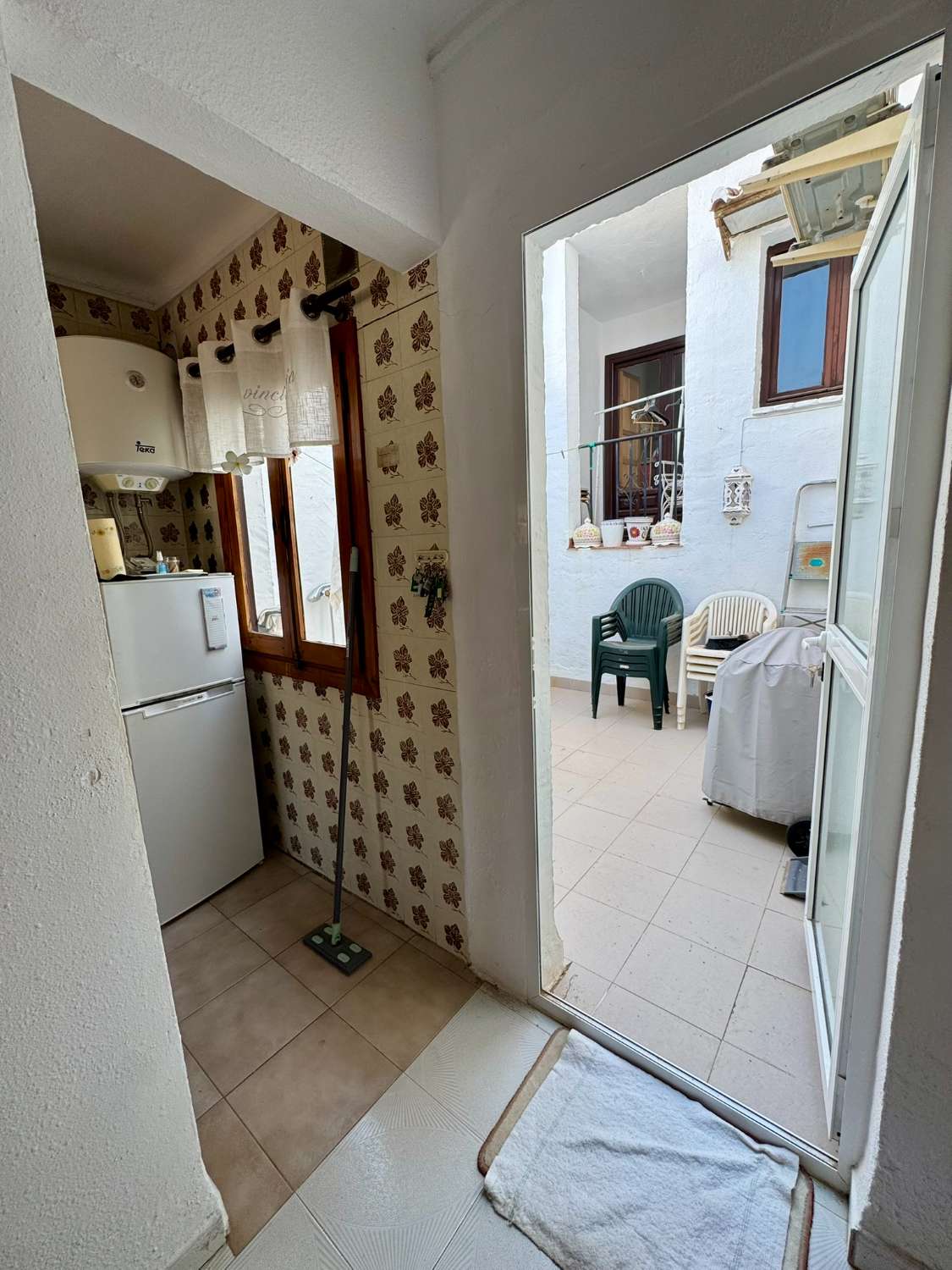 Driekamerwoning te koop in Urb Almijara III, Nerja