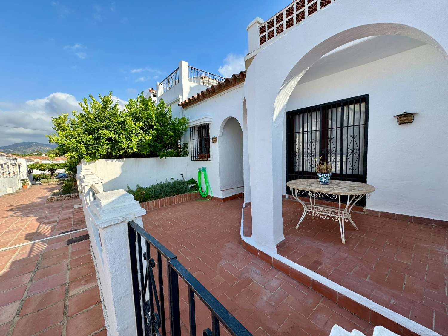 Driekamerwoning te koop in Urb Almijara III, Nerja
