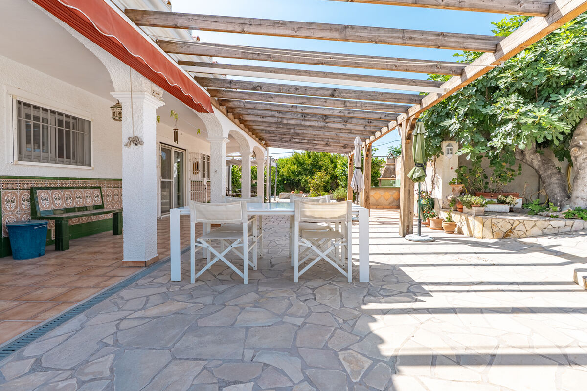 Villa en venta en La Exótica, Nerja
