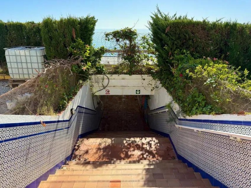 Apartamento en venta en Torrox Costa