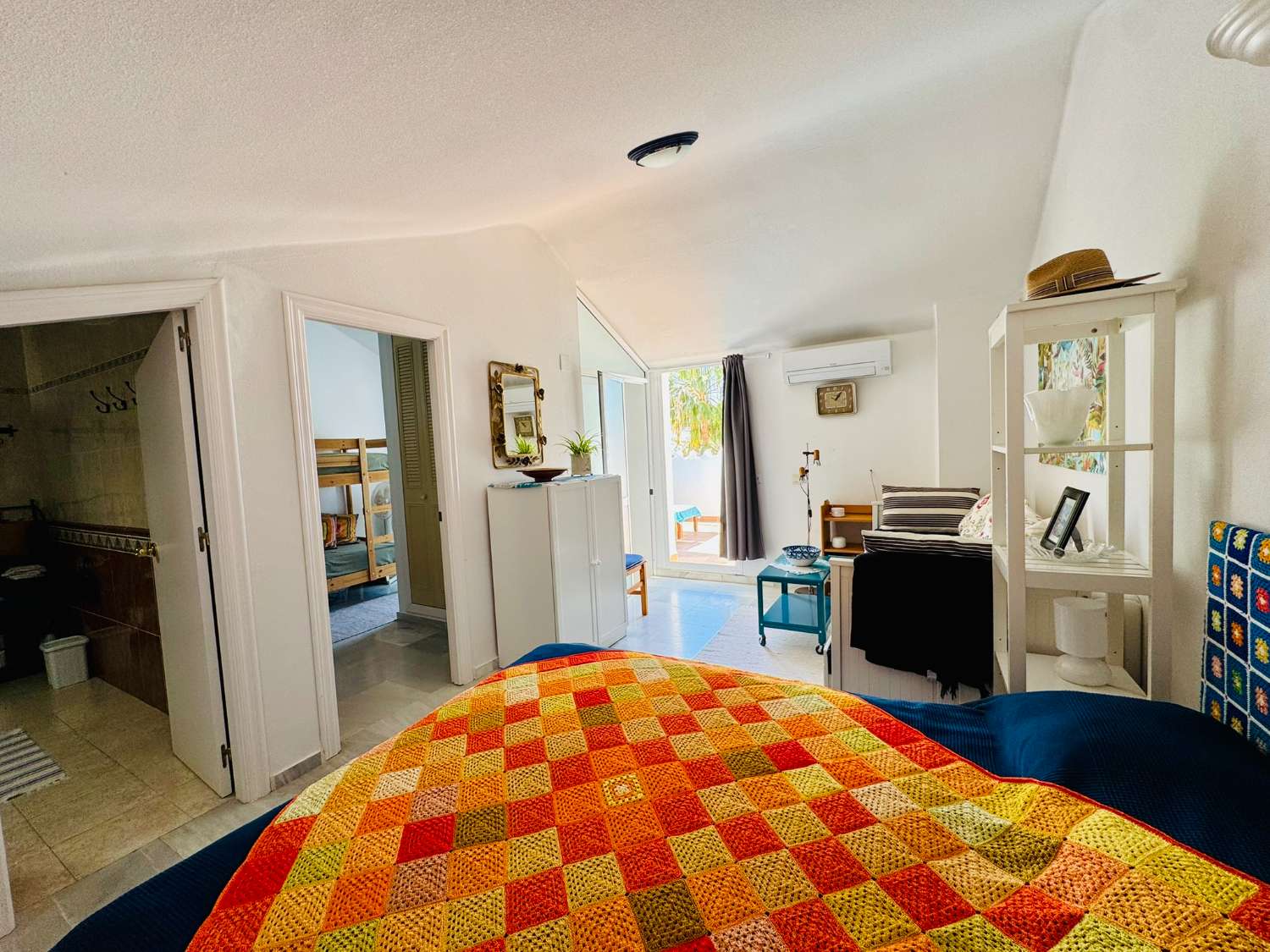 Bright Duplex with 3 bedrooms and Sunny Terraces and Sea Views – Nerja