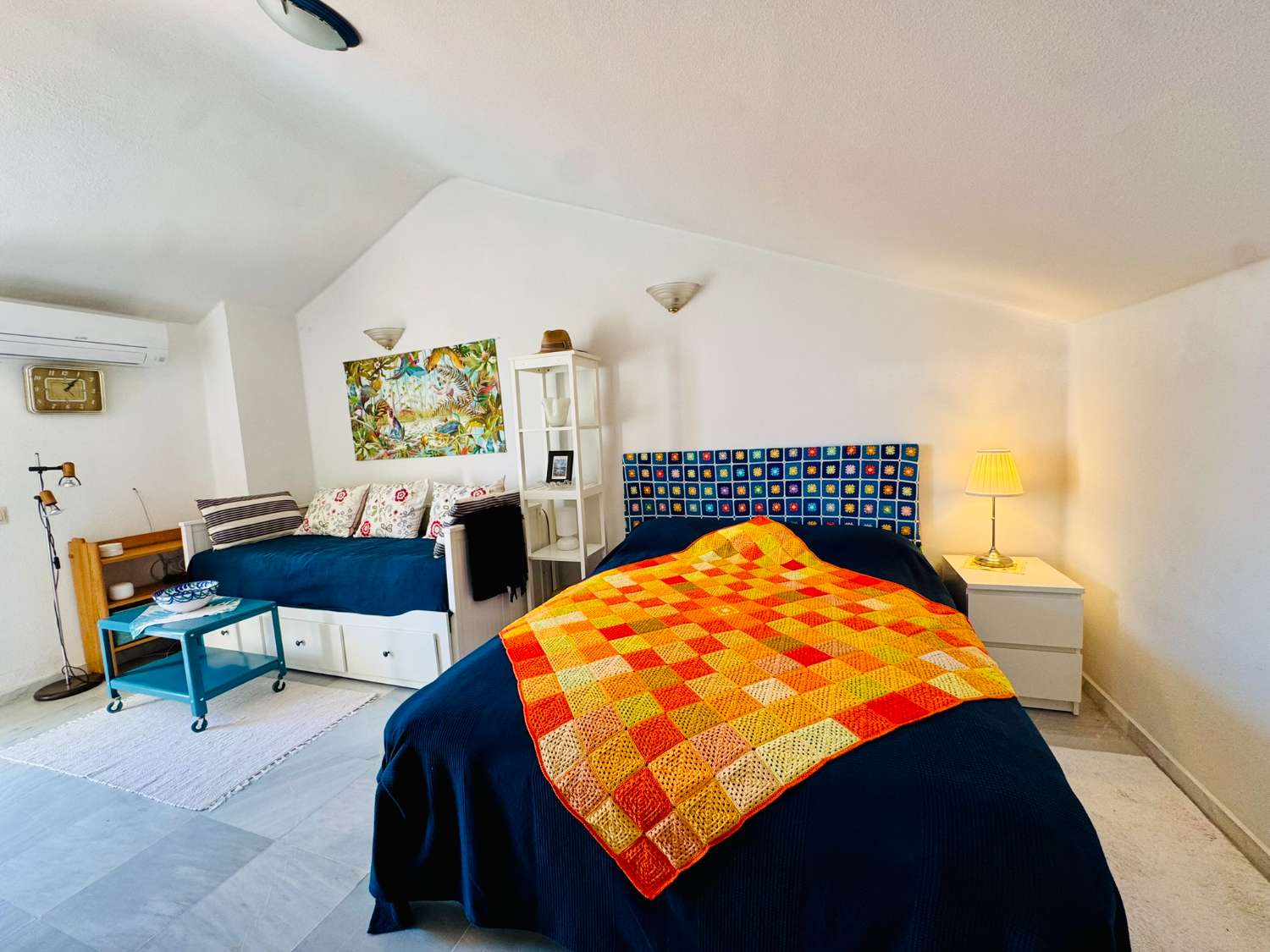 Bright Duplex with 3 bedrooms and Sunny Terraces and Sea Views – Nerja