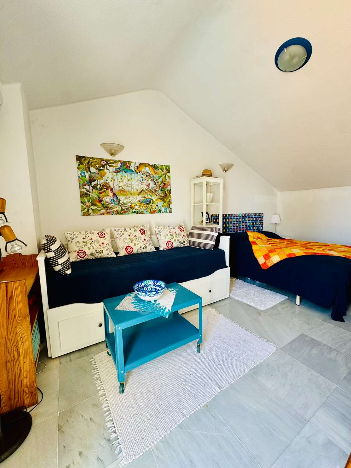 Bright Duplex with 3 bedrooms and Sunny Terraces and Sea Views – Nerja