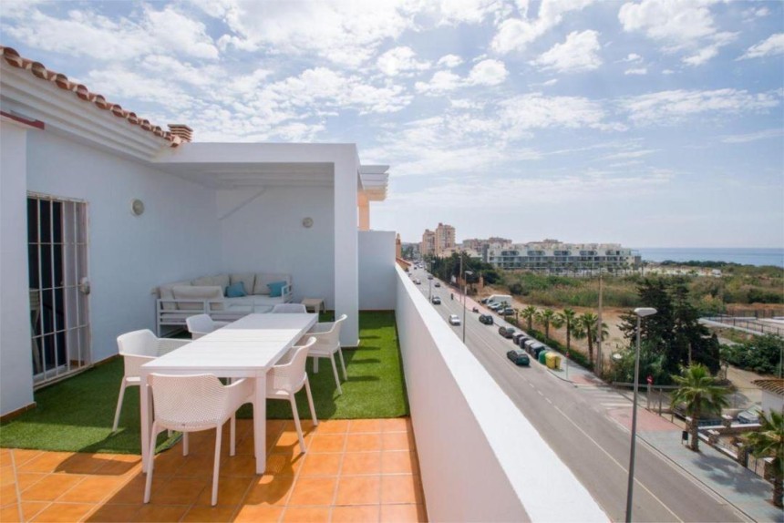 Lägenhet till salu i Torrox Costa