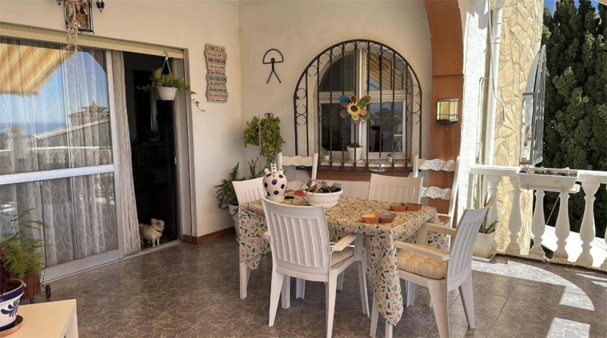 Villa till salu i Caleta de Vélez