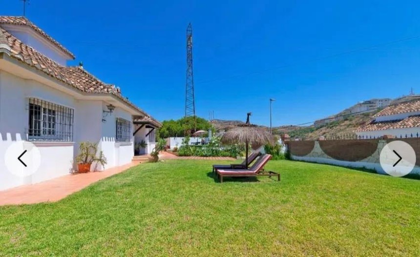 Villa en venta en La Cala del Moral (Rincón de la Victoria)