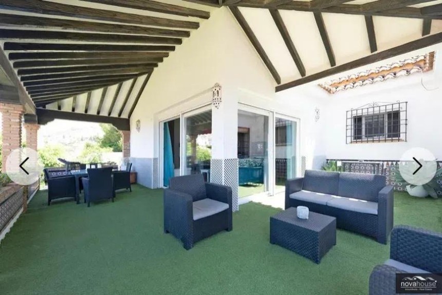 Villa en venta en La Cala del Moral (Rincón de la Victoria)