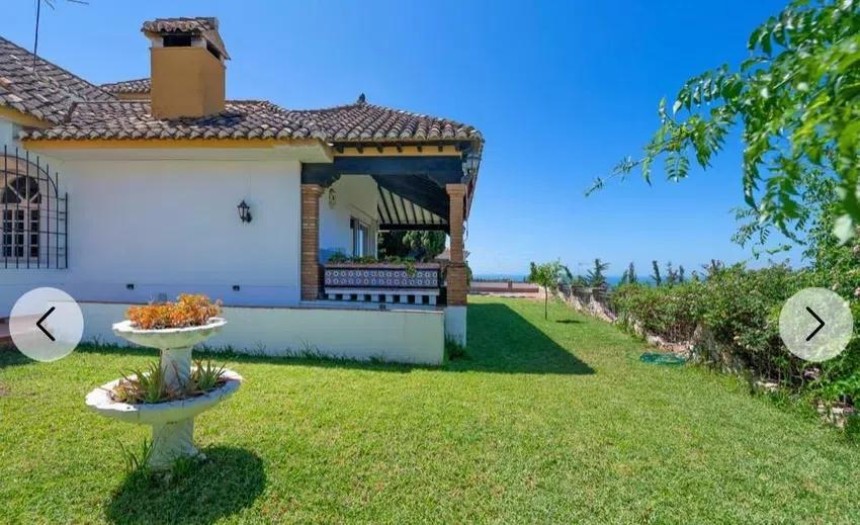 Villa en venta en La Cala del Moral (Rincón de la Victoria)
