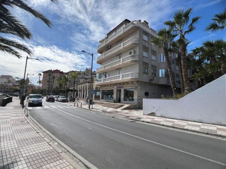 Apartamento en venta en Almuñécar