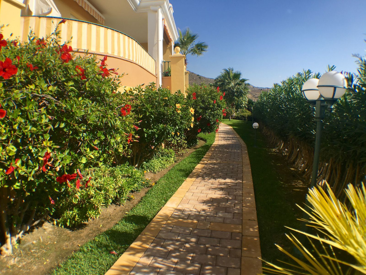 Apartamento en venta en Nerja, situado en la codiciada urbanización de Señorío de Capistrano.
