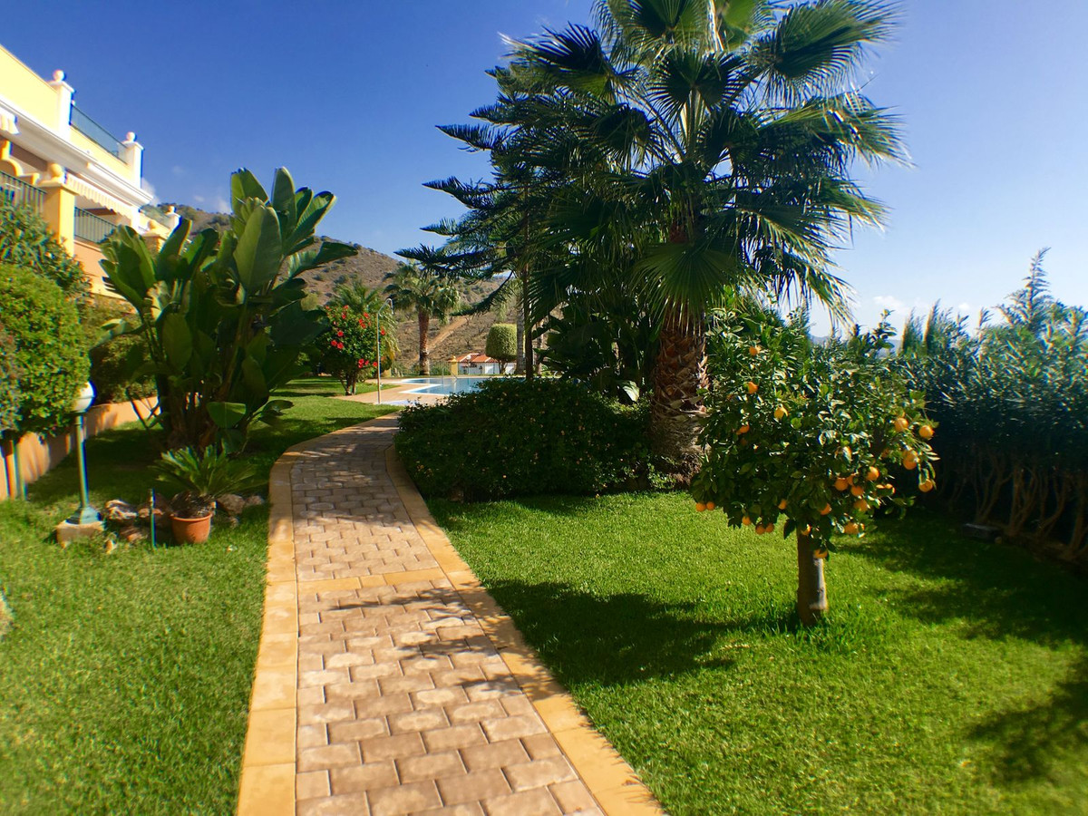 Apartamento en venta en Nerja, situado en la codiciada urbanización de Señorío de Capistrano.