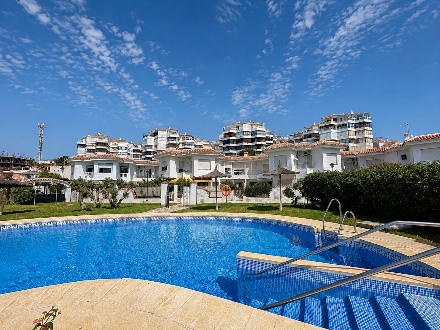 Adosado en venta en Torrox Costa