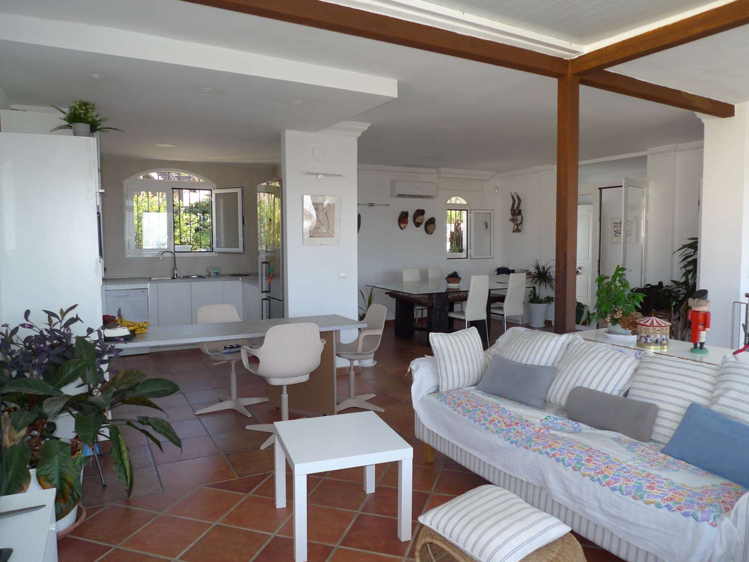 Encantadora villa con 6 dormitorios en venta en Capistrano Village, Nerja