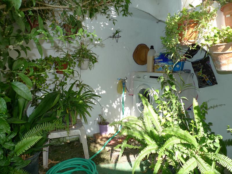 Typisk spankt radhus till salu i Maro